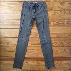 Bullhead brown jeans size 3 low-rise